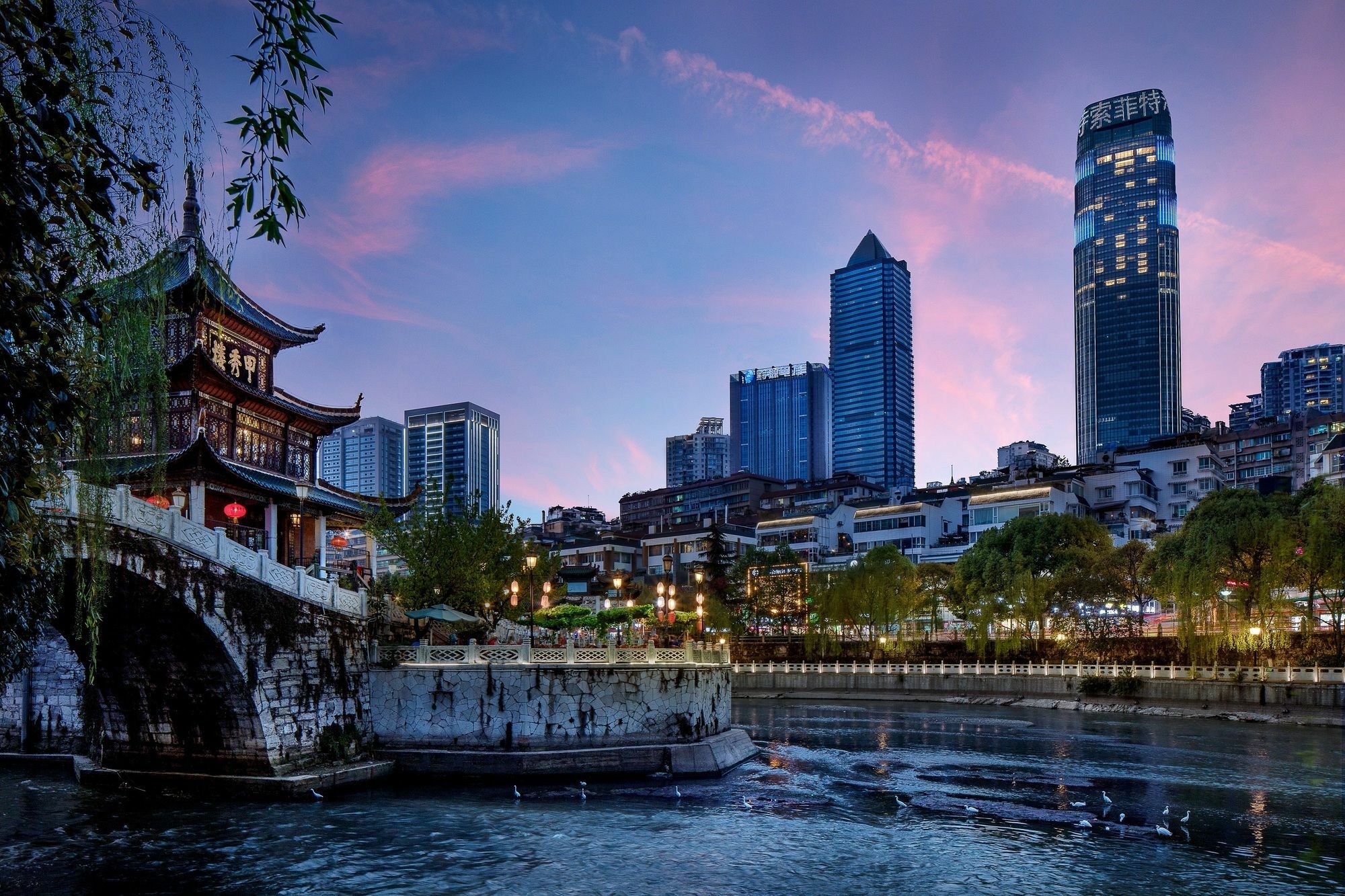 Sofitel Guiyang Hunter Hotel Exterior photo